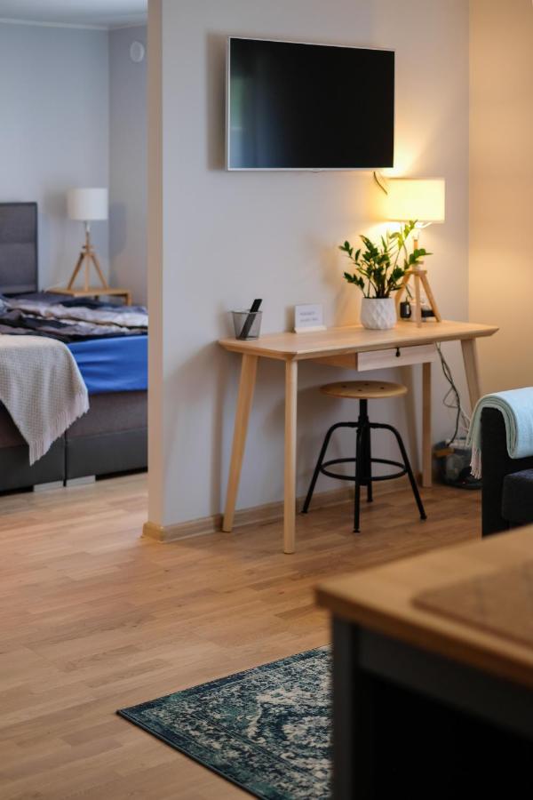 Ohtu Poik 2 City Center Basement Apartment Pärnu Exteriér fotografie